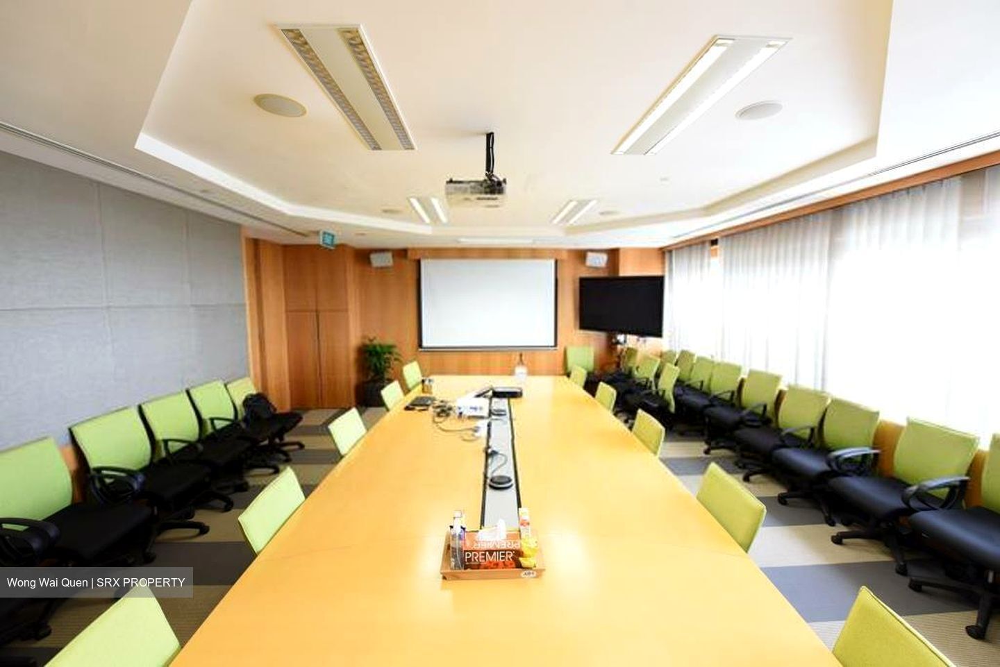 Parkway Parade (D15), Office #604741261